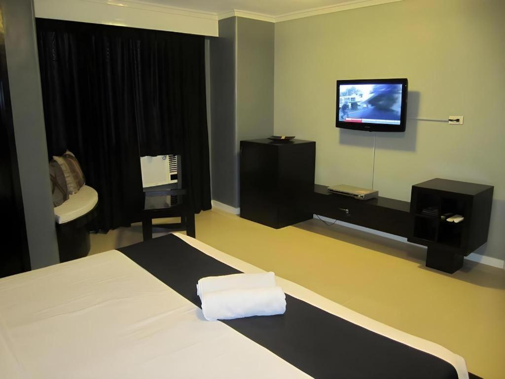 Richmond Plaza Hotel Tabok Exterior foto