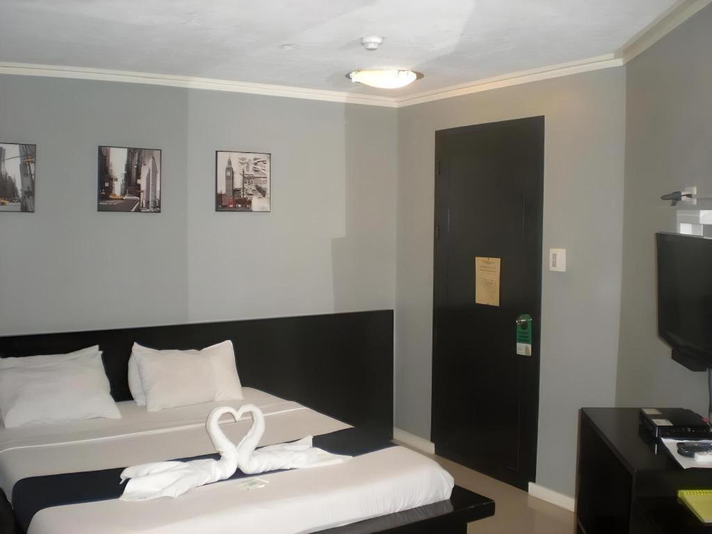 Richmond Plaza Hotel Tabok Exterior foto