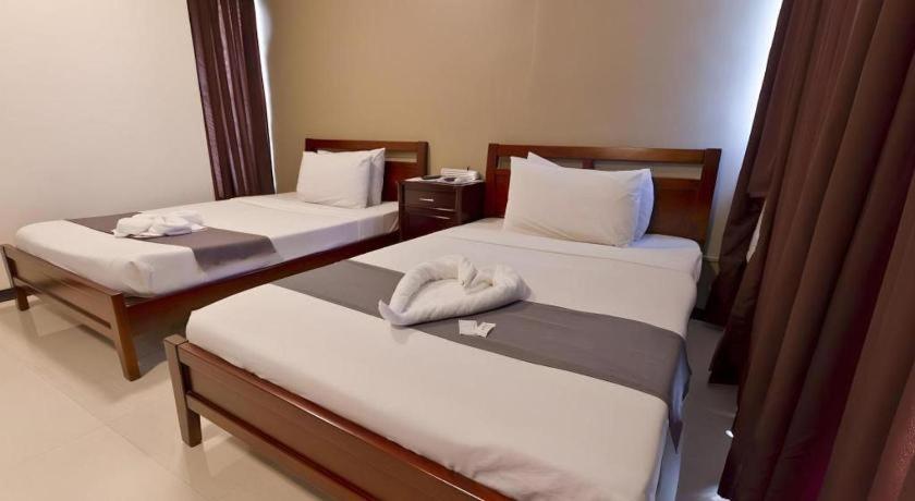Richmond Plaza Hotel Tabok Exterior foto