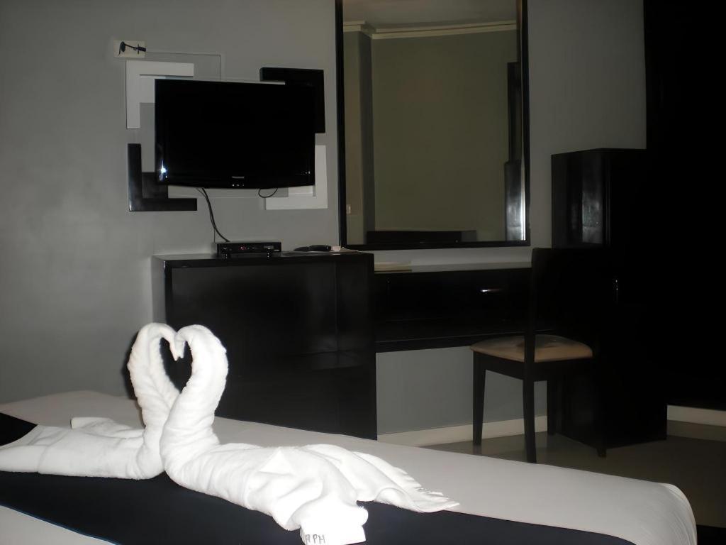 Richmond Plaza Hotel Tabok Exterior foto
